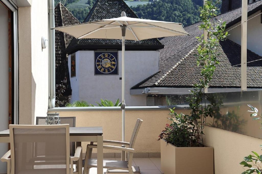 Ferienwohnung Mit Garage, Fahrradraum Und Sehr Grosser Sonnenverwoehnten Terrasse Lagundo Exteriér fotografie